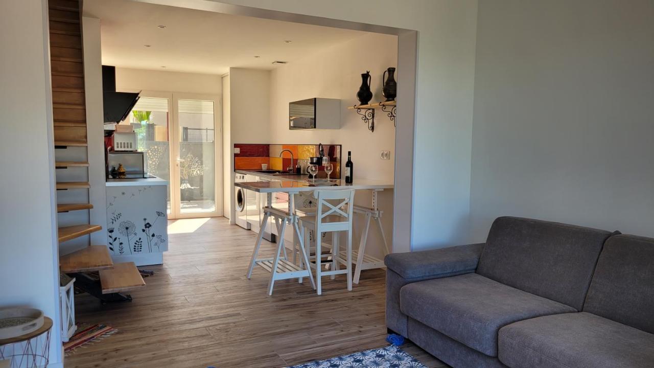 Gite Du Soleil Maison Lumineuse Avec Terrasse Solarium Parking Prive Sorède Exteriér fotografie